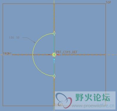 这是在旋转工具下画的半圆，里面有封闭的半圆，有中心线，而且又没有过中心线。